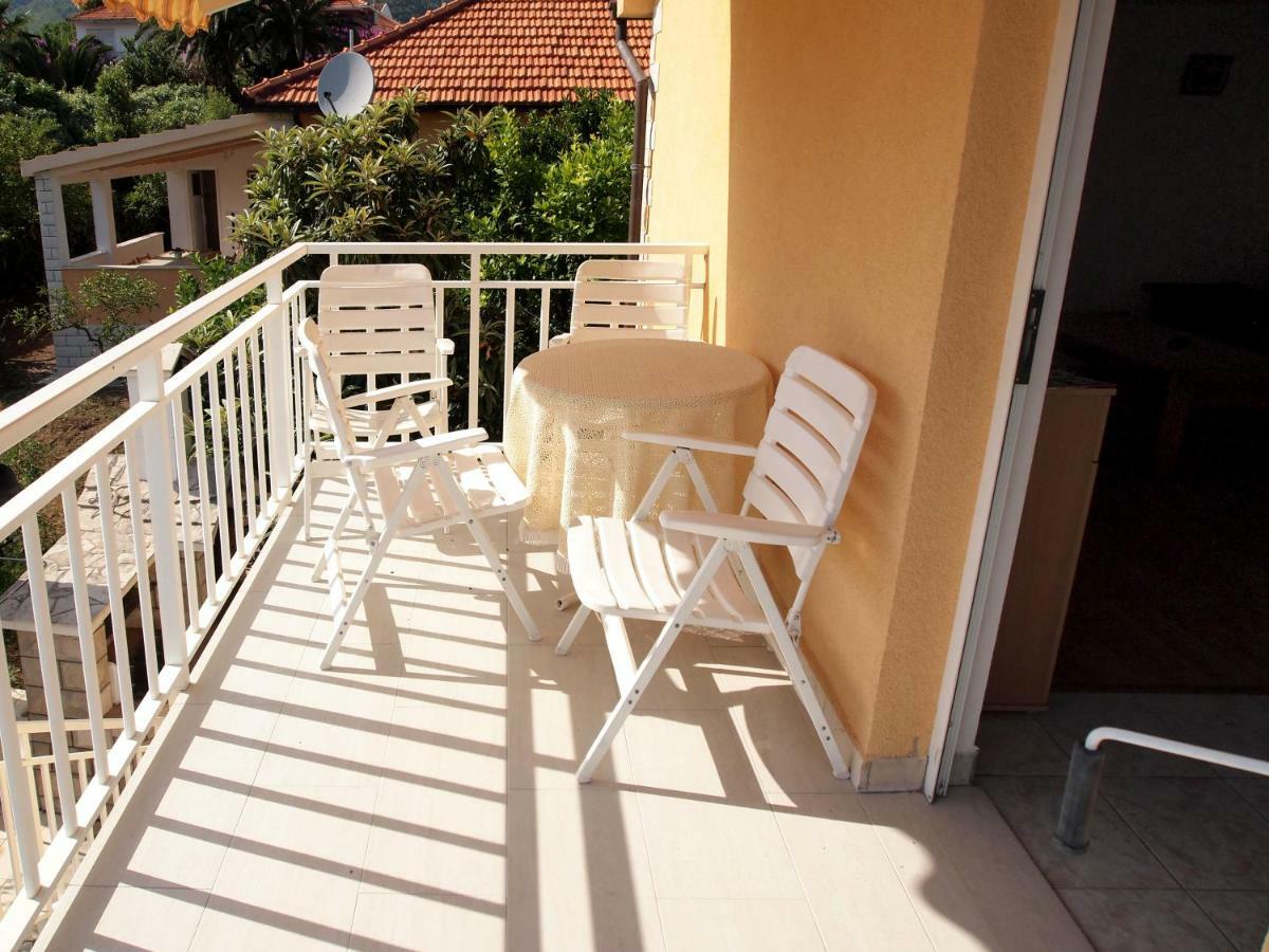 Apartment Dijana Orebic Bagian luar foto